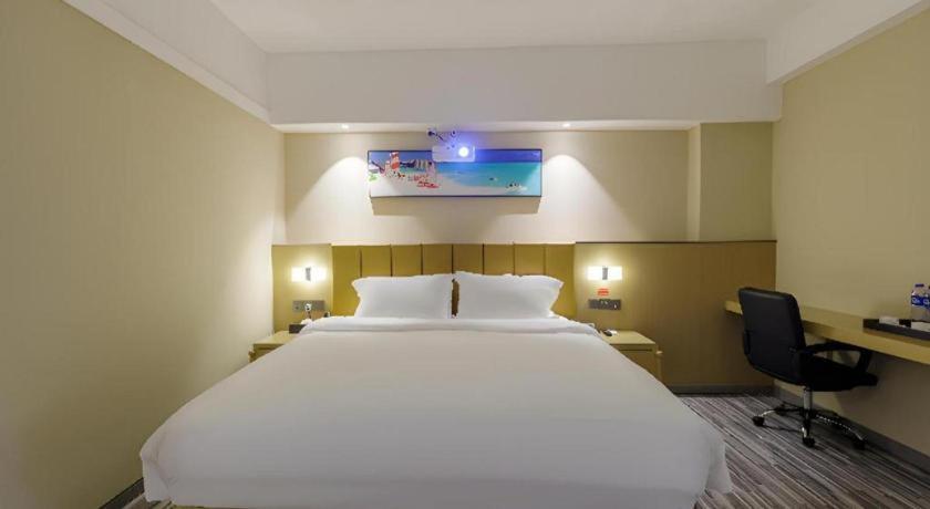 Jingtu Hotel Zhanjiang Dingsheng Plaza Store Екстер'єр фото