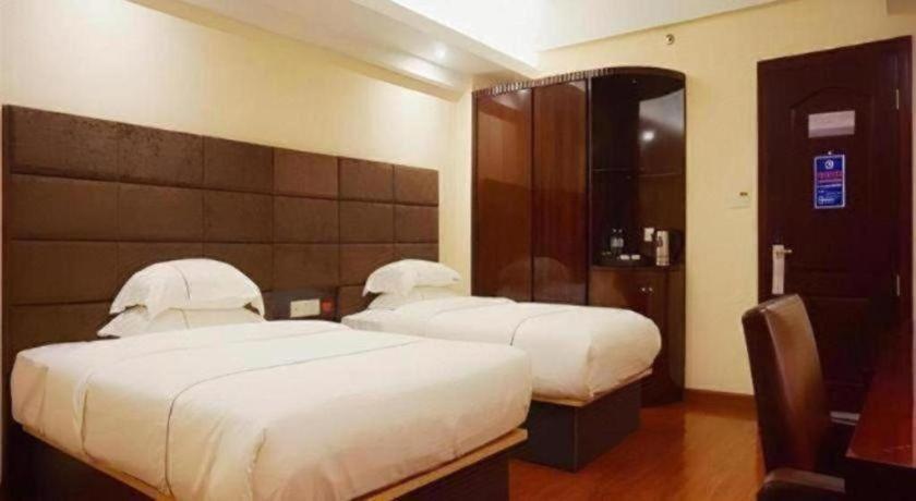 Jingtu Hotel Zhanjiang Dingsheng Plaza Store Екстер'єр фото