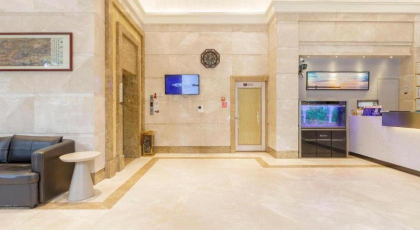 Jingtu Hotel Zhanjiang Dingsheng Plaza Store Екстер'єр фото